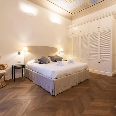 Rinascimento Privato By Mmega * Florence